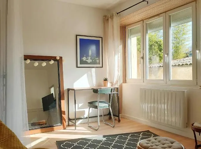 Agreable De L'arsault Avec Parking * Périgueux